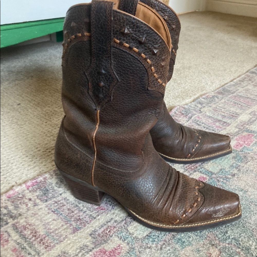 Ariat Cowboy Boots